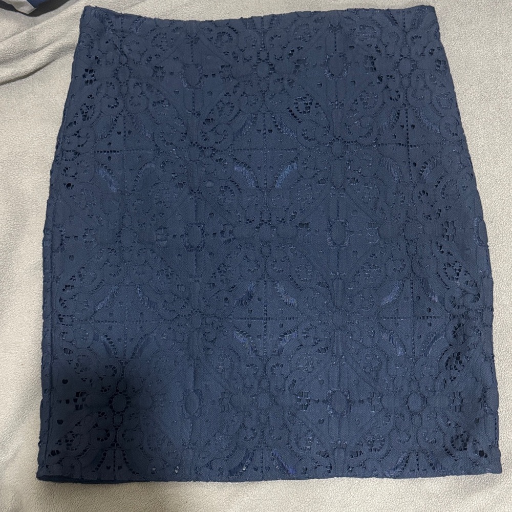 Banana Republic Women’s Navy Floral Lace Pencil Skirt Size 6 Lined